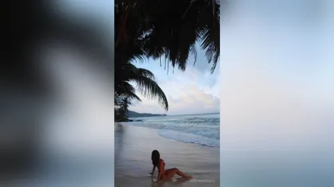 PerlaMoonroe — The sea is my favorite place and yours?