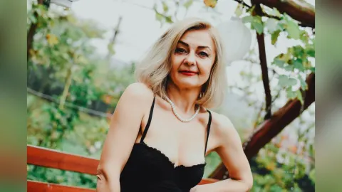 AbbyBlake — In my Garden