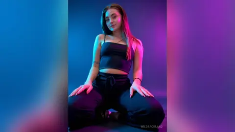 WildaForland — neon 3