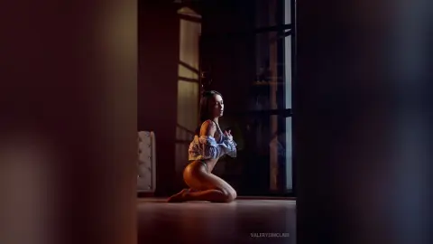 ValerySinclair — Something more close