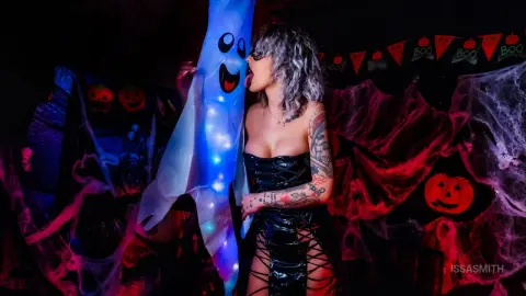 IssaSmith — Boo-Halloween