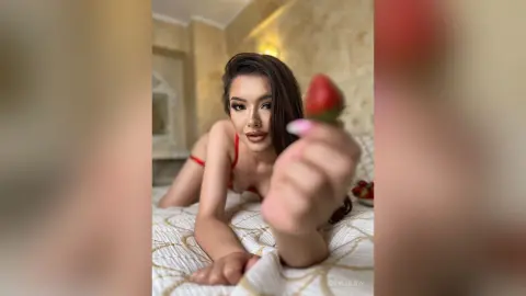 RaylinJoy — Touch my body