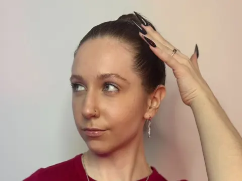 ZoilaFerentz cam model