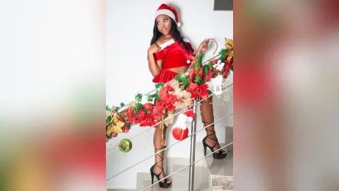 EmilyKorz — 🔥🎅