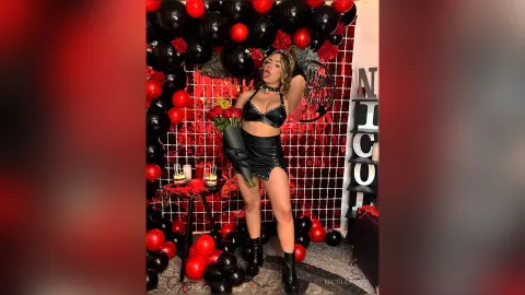 NicoleRocci — 𝚑𝚊𝚙𝚙𝚢 𝙱𝚒𝚛𝚝𝚑𝚍𝚊𝚢 𝚝𝚘 𝚖𝚎🎂