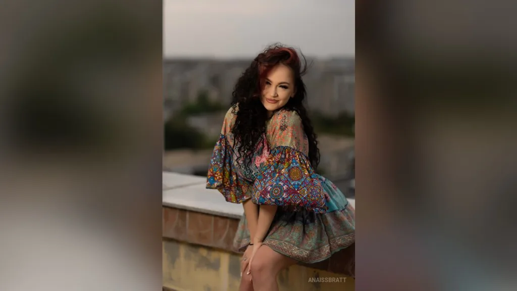 AnaissBratt β Rooftop Temptation ππ₯