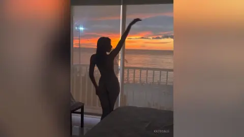KateGale — Naked Sunshine