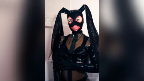 AgleaSwan — Latex mask