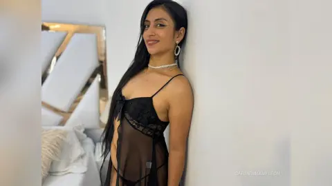 CarmenHamilton — Sexy me BB