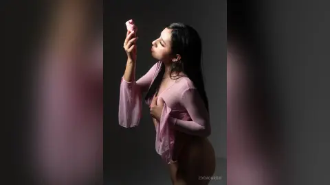 ZoeMonrow — sexy photos