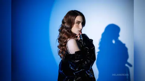 MelanieReids — Leathery temptation 