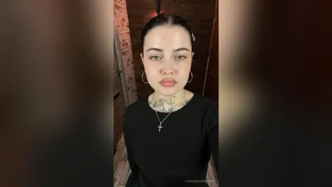 CarmenFurmanik — Its just me 🙍‍♀️