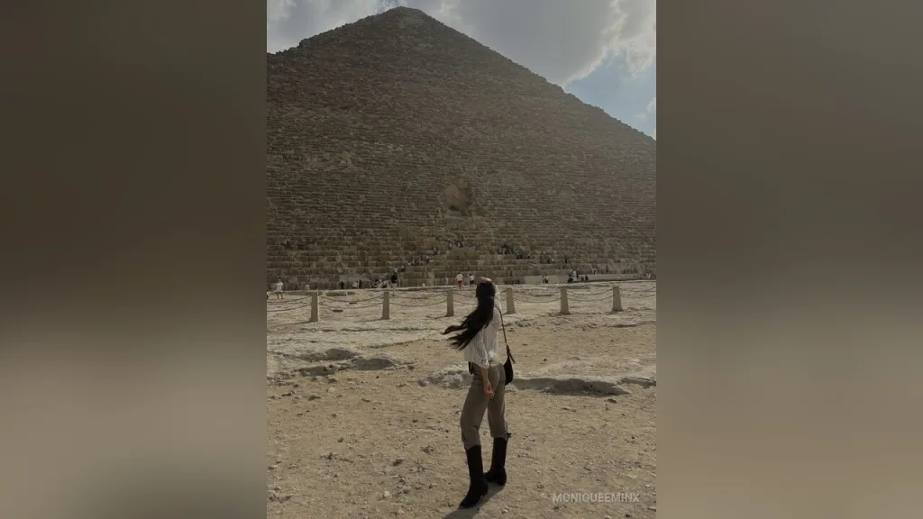 MoniqueeMinx — Goddess in vacay