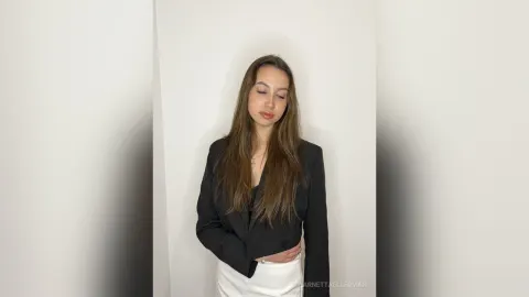 ArnettaEllerman — 2