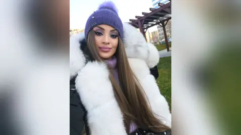 NataliaJohnson — Fur party 2