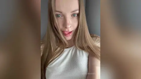 AdelinaKael — 😋
