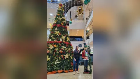 AndreaDarwish — merry christmas  