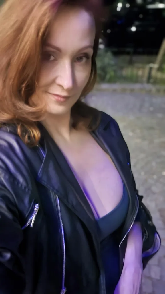 IsabellaLuiii — Streamate Photos