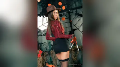 CamilaMarcuzzi — Halloween