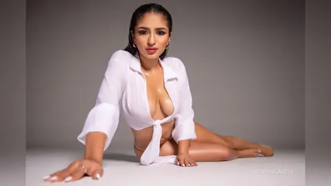 GenesisGarcia — Wet girl 💦