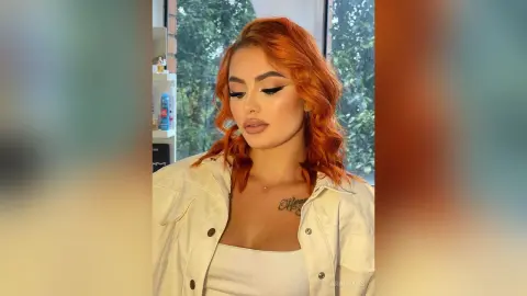 SaraHanks — 💄💋