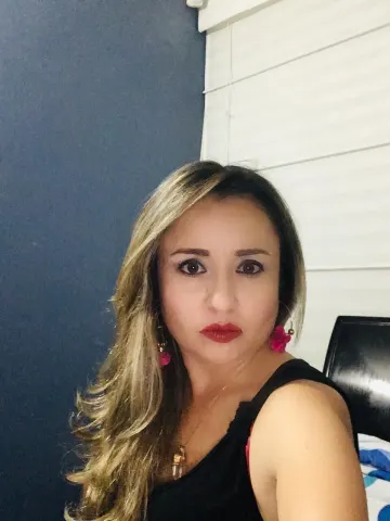 TamaraHall — Streamate Photos