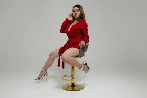 JuliSaenz19 — Streamate Photos