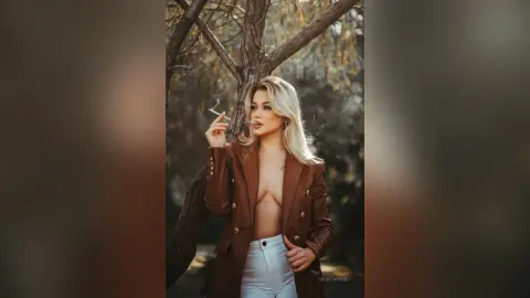 Chloe — Autumn 🍂🤎