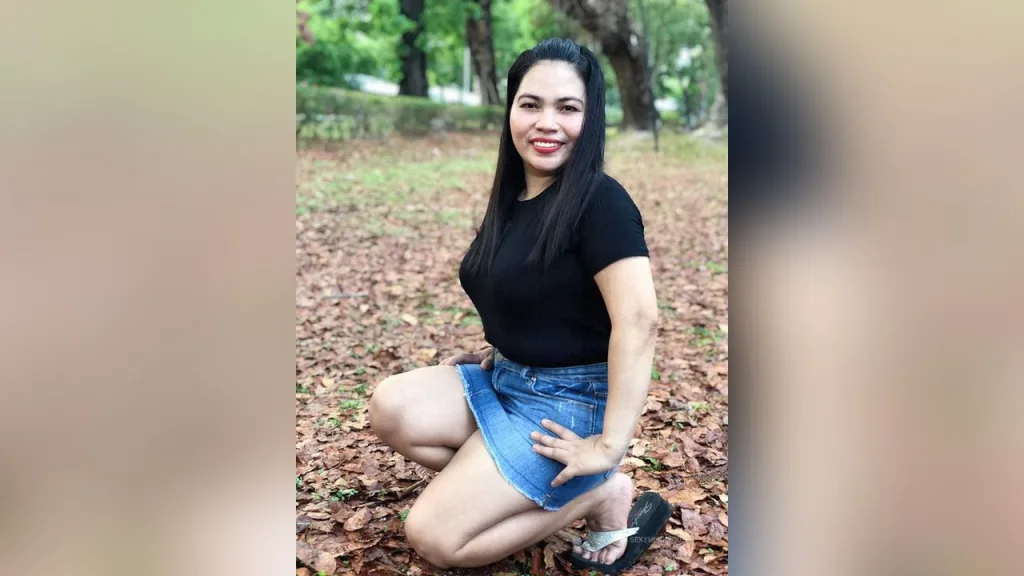 RicaDevines — SEXYHORNYQUEEN