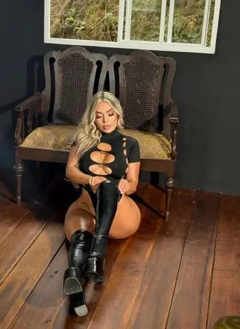 ElectraDuval — Streamate Photos