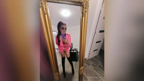 GeorgiaBlair — SELFIES