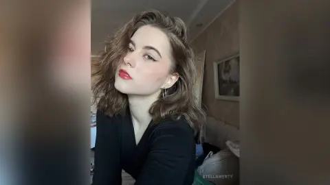 StellaWerty — lipstick on my lips🫦