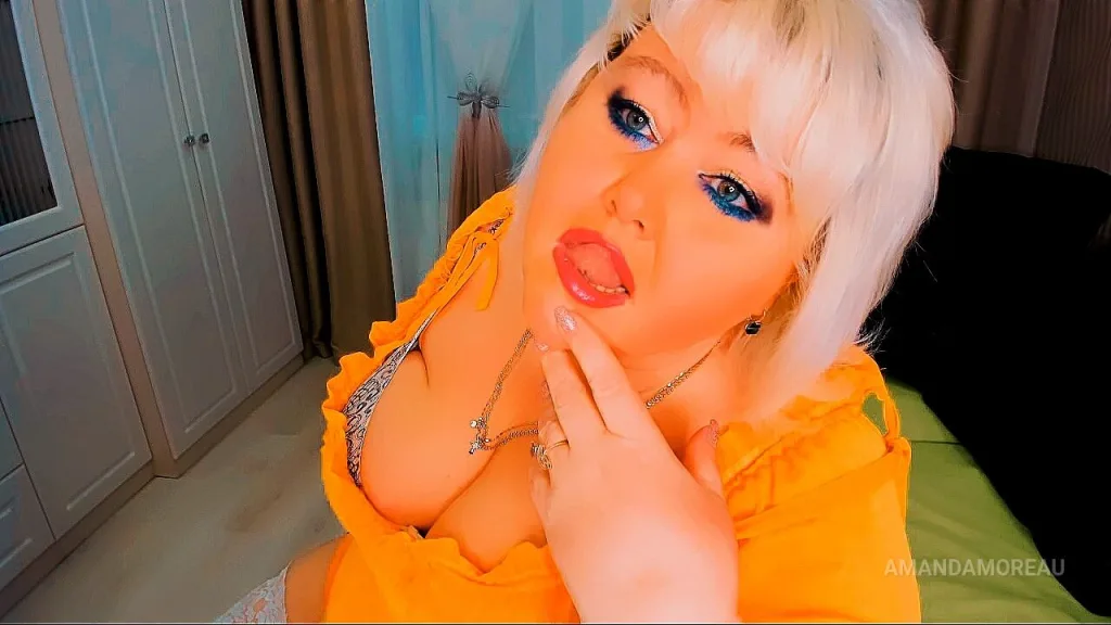 AmandaMoreau — hello!)
