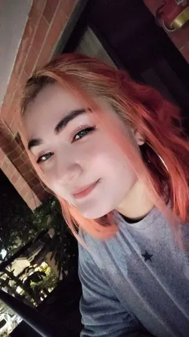 LeiahOrange — Streamate Photos