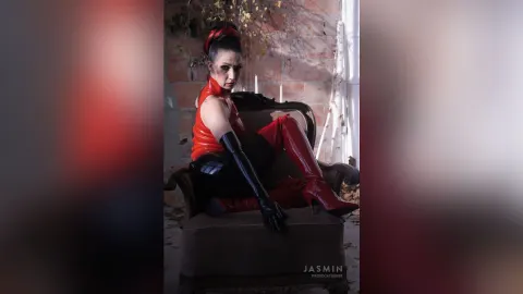 LunaMagistra — Latex Exclusive