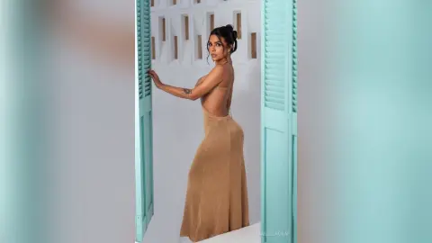 Isabella — 𝓛𝓲𝓴𝓮 𝓪𝓹𝓱𝓻𝓸𝓭𝓲𝓽𝓮