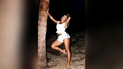 JuliaSandri — night star