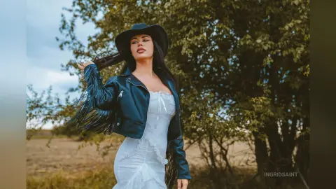 IngridSaint — Into the Wild