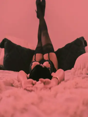 innasantos — Streamate Photos