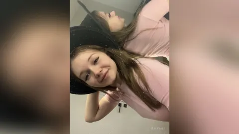 ElinaVale — Look closer