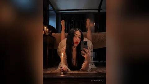 HarperLevig — Me 