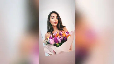 KeylaVanis — hot