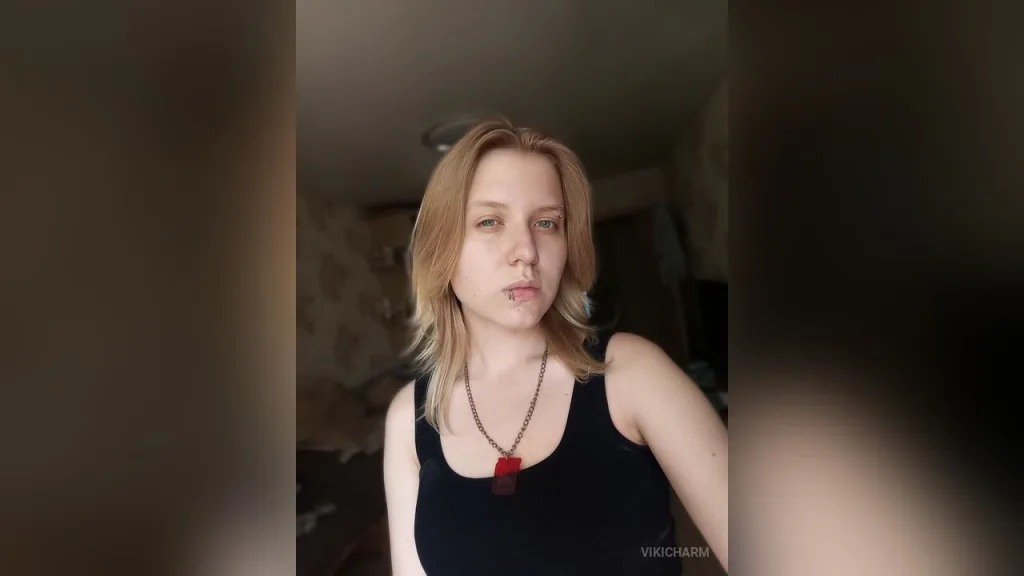 VikiCharm — Me