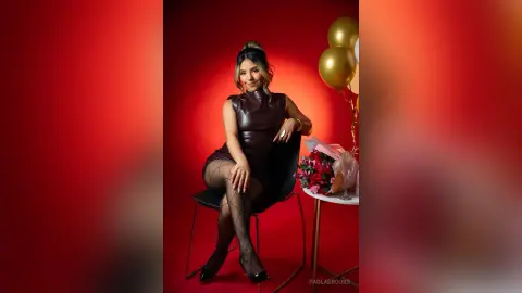PaolaBrooks — 🎉Bday queen✨