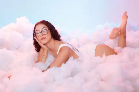 AmberWildd — Streamate Photos