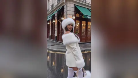 Meghan — Warm me up! 