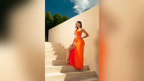 GiovanaRodriguez — squeeze this orange juice