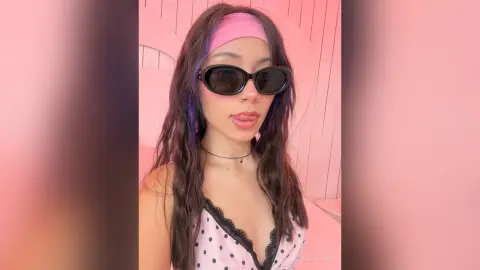SukiiStark — 😎