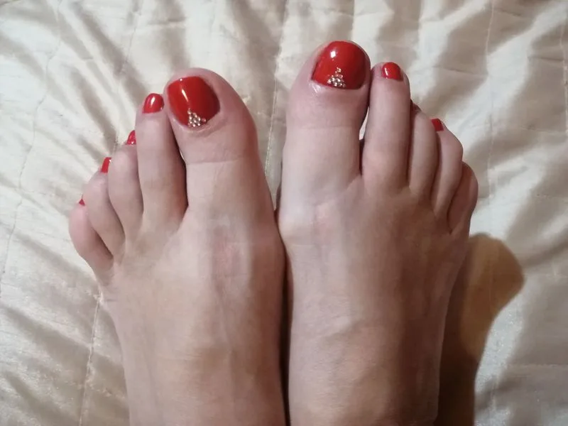 EvelyneFlirtyMilf