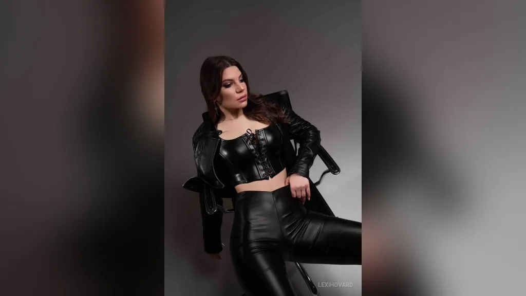 LexiHovard — live cam